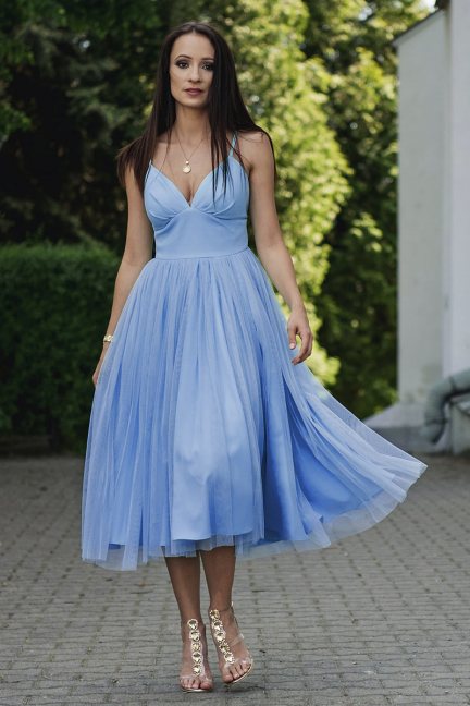 Damska sukienka tiulowa niebieska