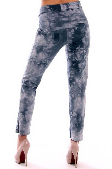 Modne spodnie damskie w sklepie online CosmosModa